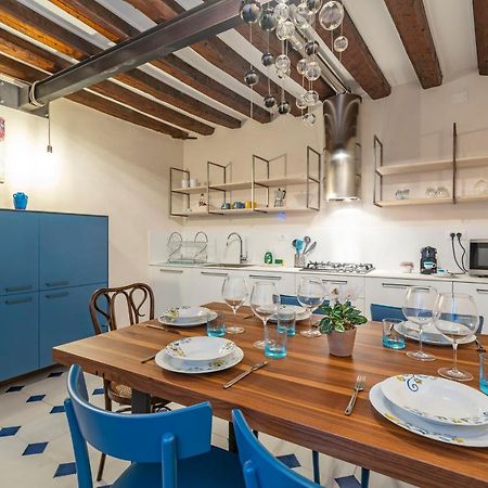 ヴェネツィアSan Silvestro Houseアパートメント エクステリア 写真