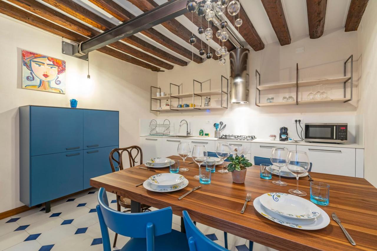 ヴェネツィアSan Silvestro Houseアパートメント エクステリア 写真