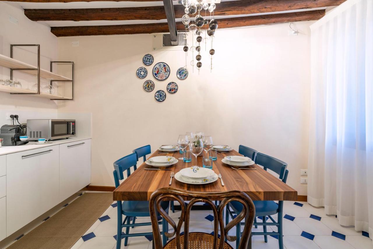 ヴェネツィアSan Silvestro Houseアパートメント エクステリア 写真